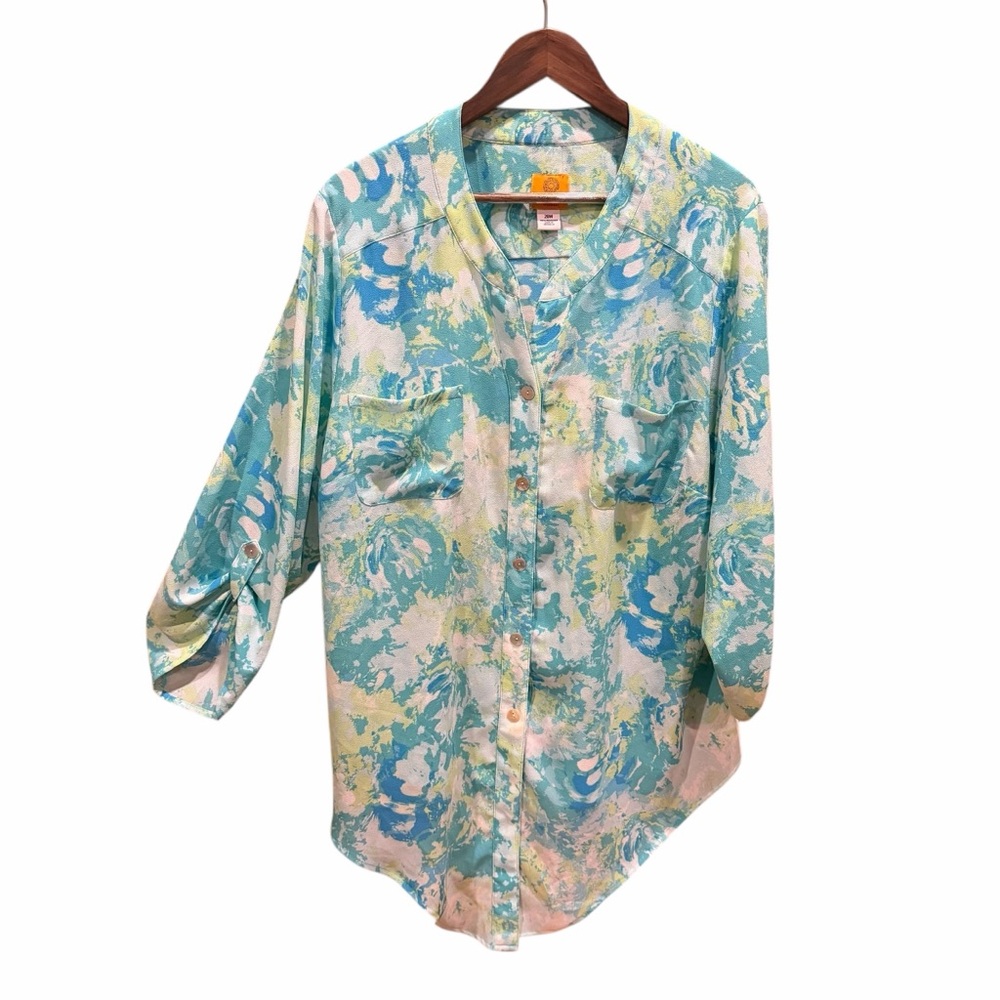 Ruby Rd. Plus 20W Abstract Print Button Front Blo… - image 2